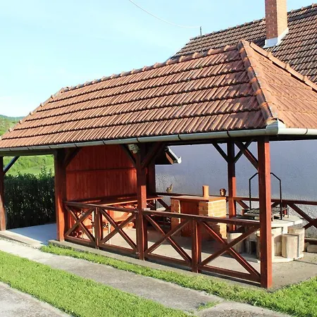 Apartman Pusztavár-lak Erdőhorváti