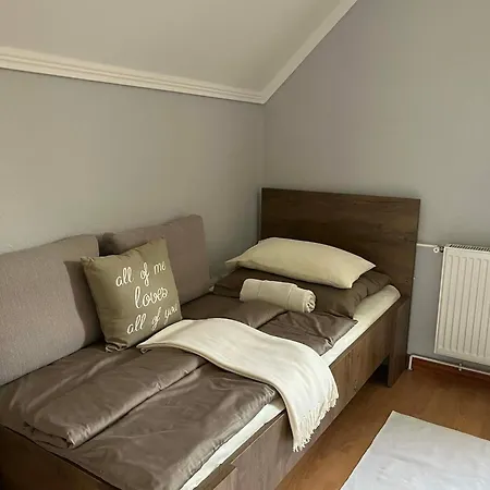 Apartamento Pusztavár-lak Erdohorvati