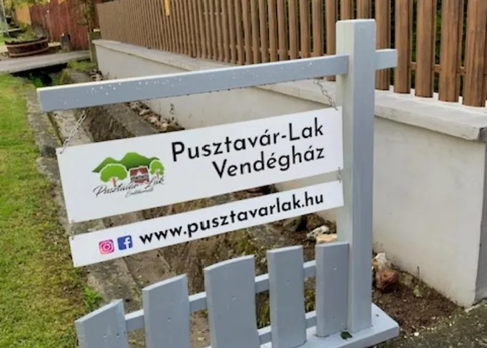 Pusztavár-lak Appartamento Erdohorvati